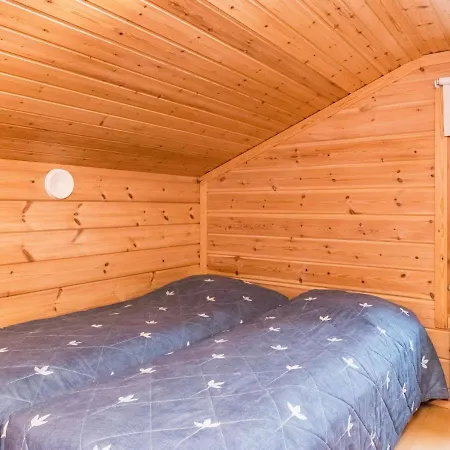 度假居 Rukassos B By Interhome